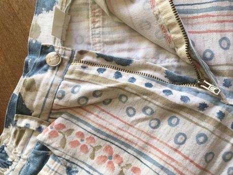 Šortky s vysokým pásom, s