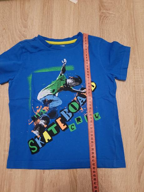 Tricka s kratkym rukavom, 110