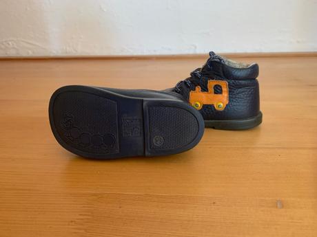 Prvé topánočky, dpk,20