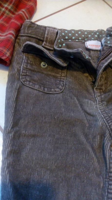 Nohavice menčestrové, 98