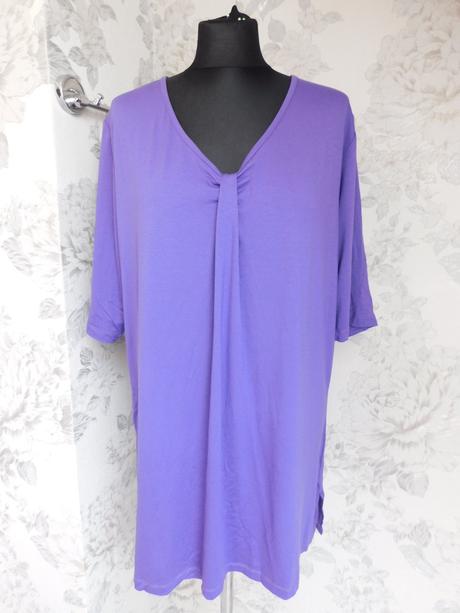 Kvalitne damske tričko, 44