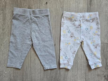 2x legínky sivé a biele, f&f,62