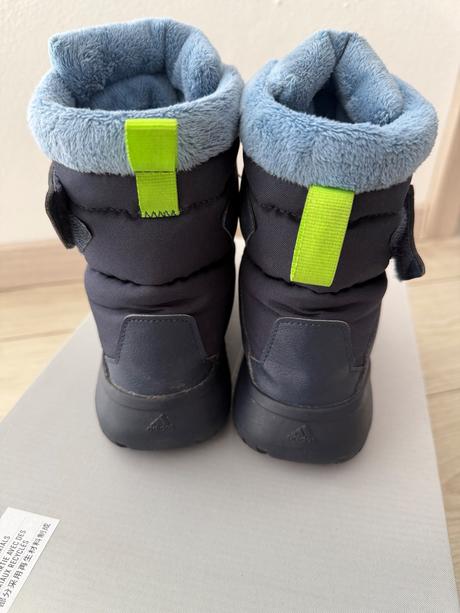 Adidas čižmy, adidas,33