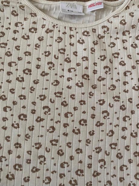 Vrubkovane pyžamo, zara,140