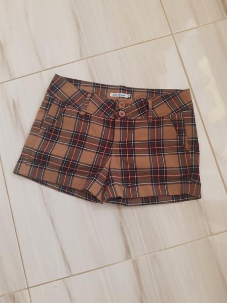 Dámske kárované šortky, m