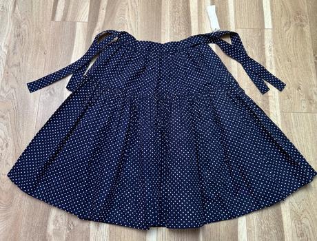 Bodkovaná sukňa cacharel, 140