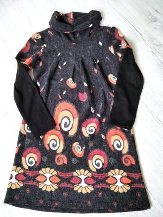 Dámske pletené saty, 38