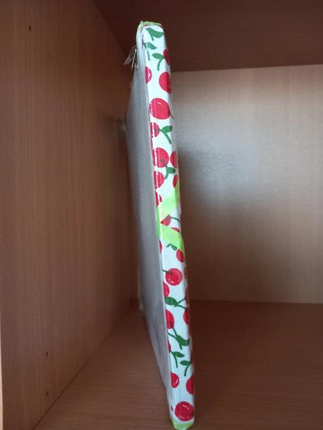 Nová nástenka, rám na fotky aj odkazy 29x29 cm,