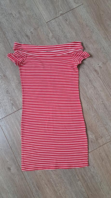 Červené pásikavé šaty, terranova,m