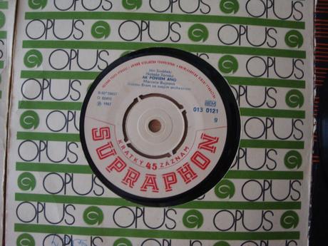 Predám platne od slovenských a českých interprétov, 