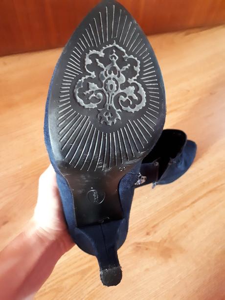 Topanky, graceland,39