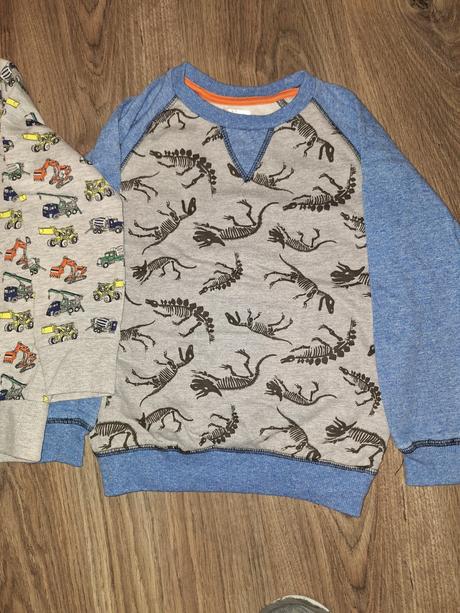 Mikiny nenosene, c&a,122