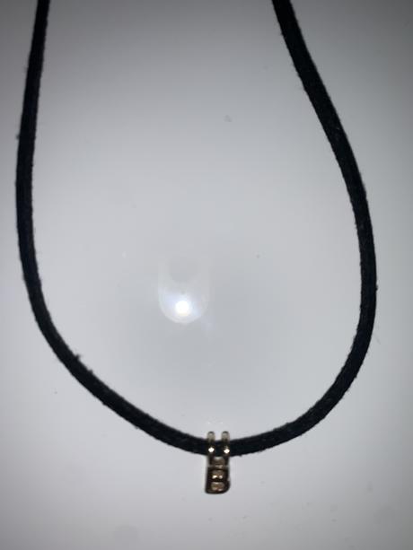 Náhrdelník s písmenom b, bijou brigitte