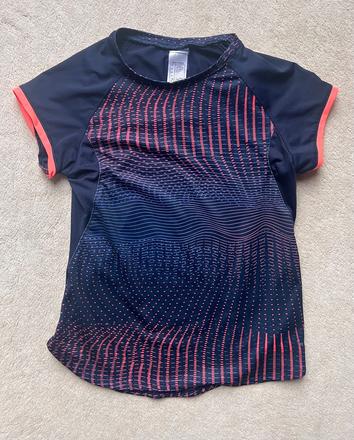 Funkčné tričko na turistiku, decathlon,122