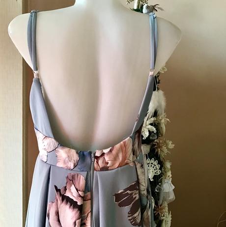 Krasne pružne saty asos /94sp, 40 / 42