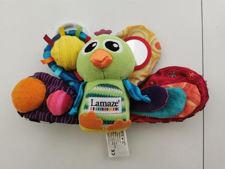 Ineraktivne hracky lamaze,