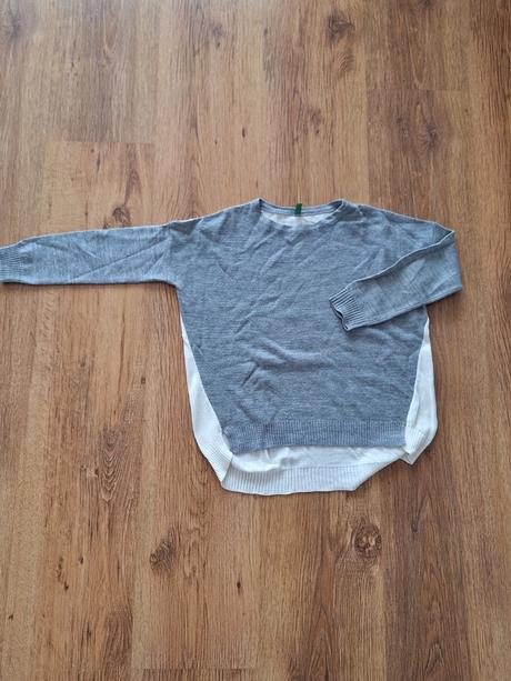 Tenký sivobiely pulóver, benetton,122