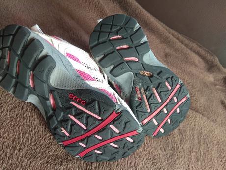 Tenisky, ecco,26