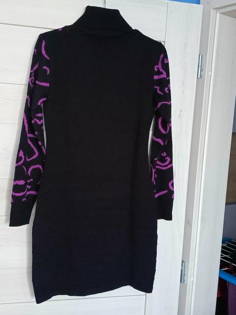 Dámske zimné šaty veľ. 36/38, 36