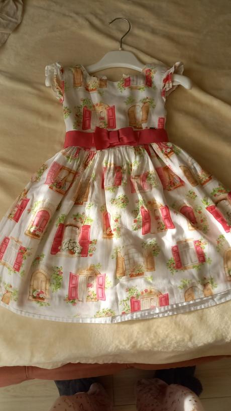 Saty s okienkami, mayoral,104