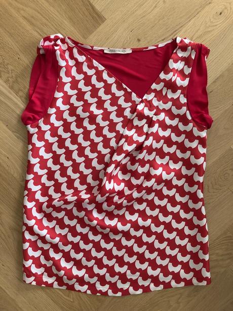 Penny black červený vzorovavý top, s