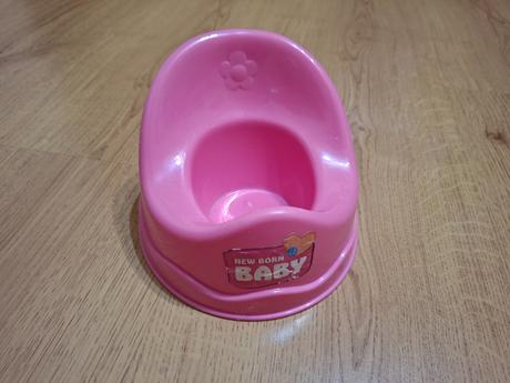 Bábika (výška cca 30 cm),