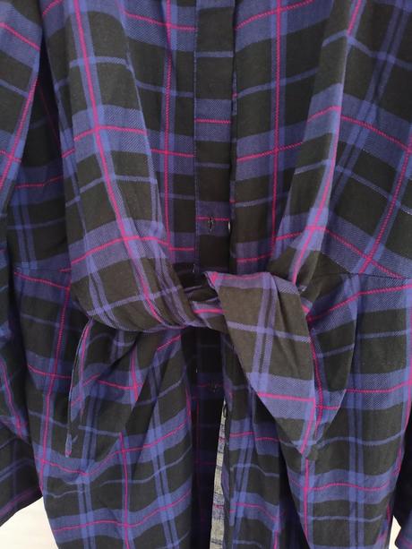 Košeľa uväzovanie č.42, 42