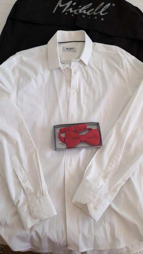 Oblek slim fit + košeľa +motýlik, l