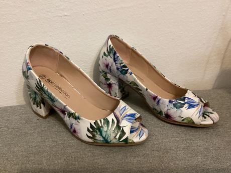 Kvetinkové topánky bonprix, 35