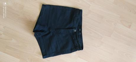 Dámske kraťasy, 40