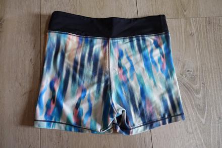 Kraťasy športové, h&m,134