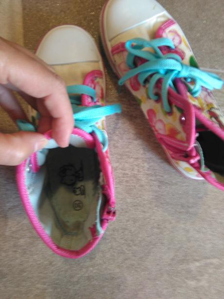 Tenisky hello kitty, 30