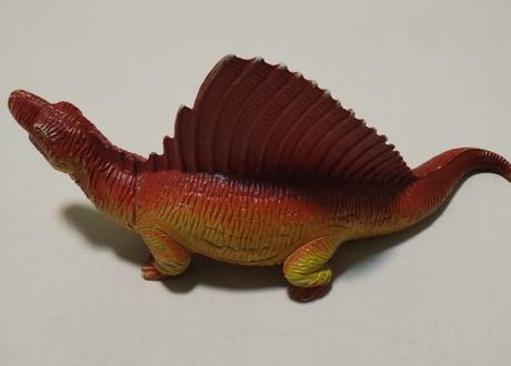 Figúrka dinosaura-spinosaurus, 