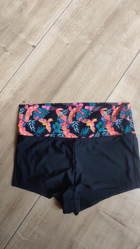 Plavkové kraťasy, bonprix,42