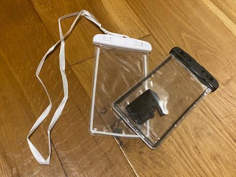 Vodotesné obaly na mobil, 