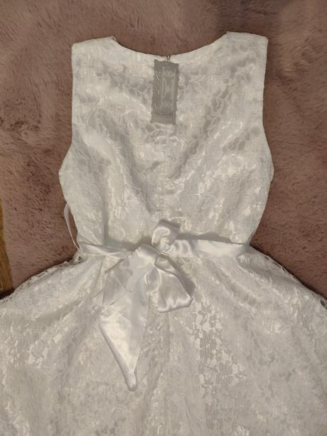 Šaty pre družičku/1.sv.prijímanie, 152