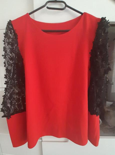 Krásna červená blúzka s čiernou čipkou, 36