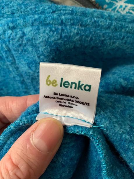 Be lenka nosiaca mikina vel m, m