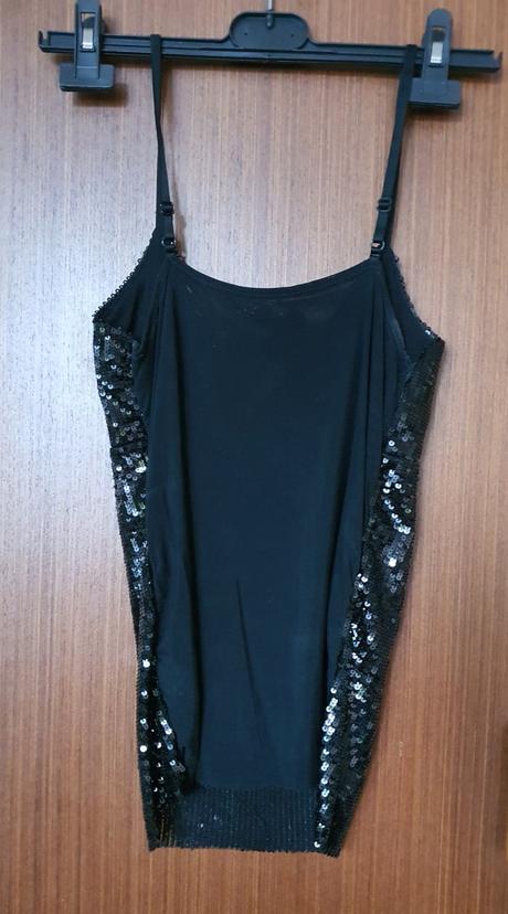 Flitrový top čierny, s