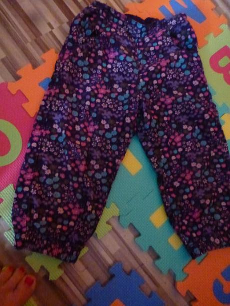 Nohavice pre slečnu, lupilu,92