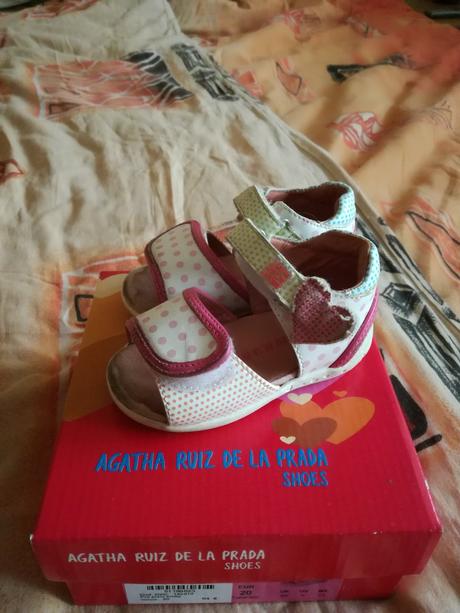 Znackove topanocky, 20