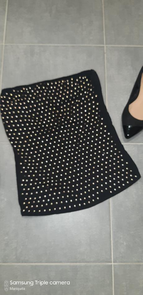 Zdoveny vybijany top uni velkost, m