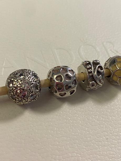 Pandora klipy, pandora