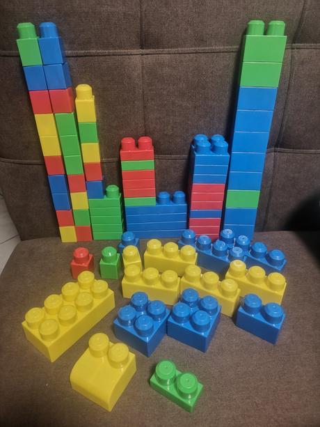 Mega bloks 74ks, 