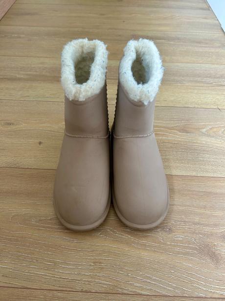 En fant zateplené čižmy s ovčím rúnom, en fant,34
