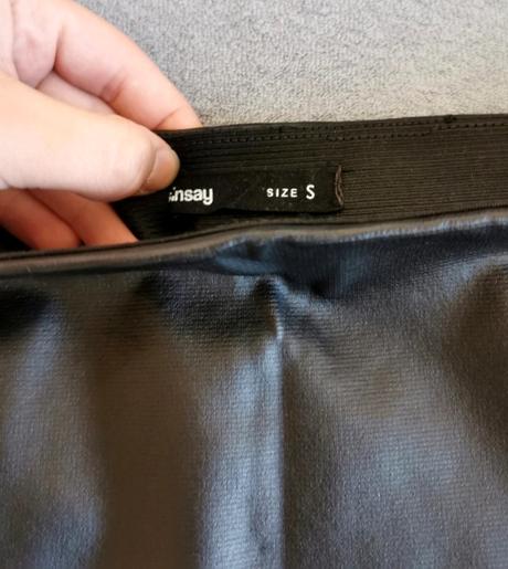 Koženková sukňa, sinsay,s