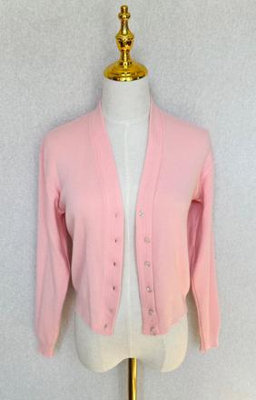 Svetrík v cukríkovej ružovej z botany vlny, xs