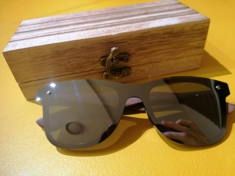 Slnečné okuliare, farba orech s krabičkou, 