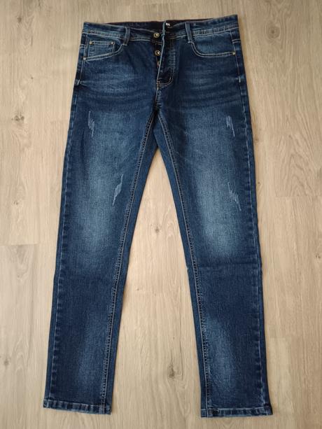 Rifle na gombíky, 32