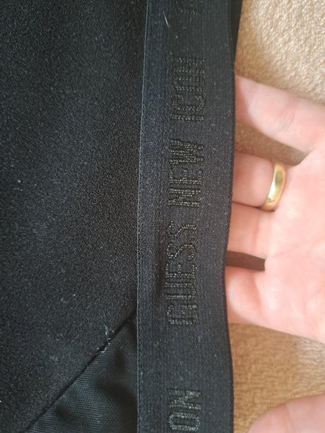 Guess top, guess,s